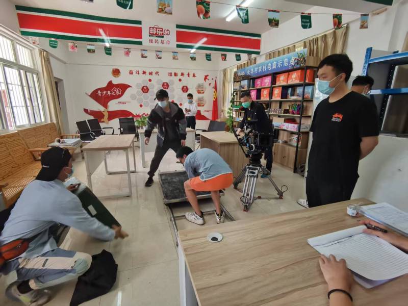 一支视频激活品牌生命力｜美姑县产品视频拍摄公司的创意魔法秀